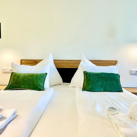 Das Alpenzeit Appartement Mit Just Private Terrasse (Adults Only) Bad Aussee Ngoại thất bức ảnh