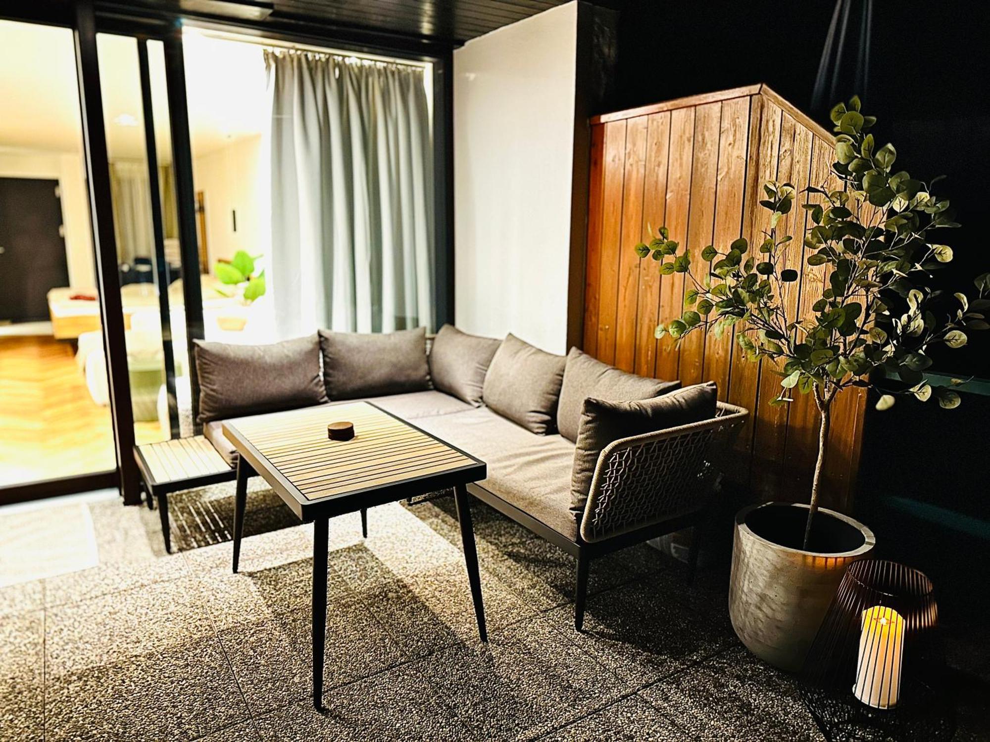 Das Alpenzeit Appartement Mit Just Private Terrasse (Adults Only) Bad Aussee Ngoại thất bức ảnh