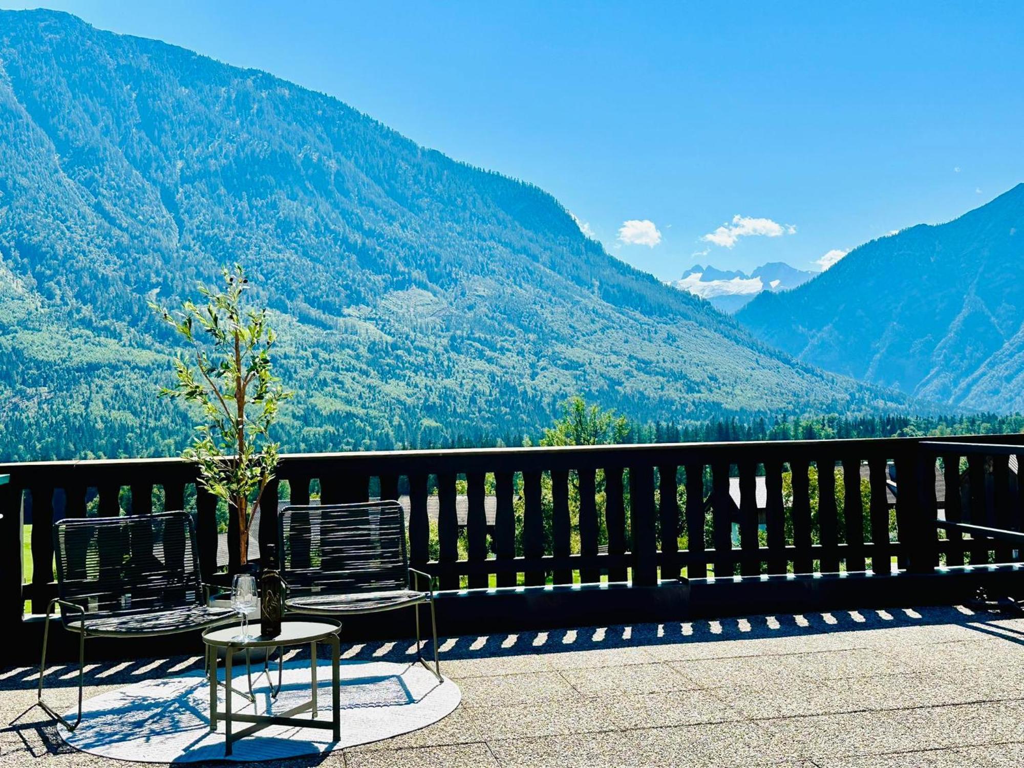 Das Alpenzeit Appartement Mit Just Private Terrasse (Adults Only) Bad Aussee Ngoại thất bức ảnh