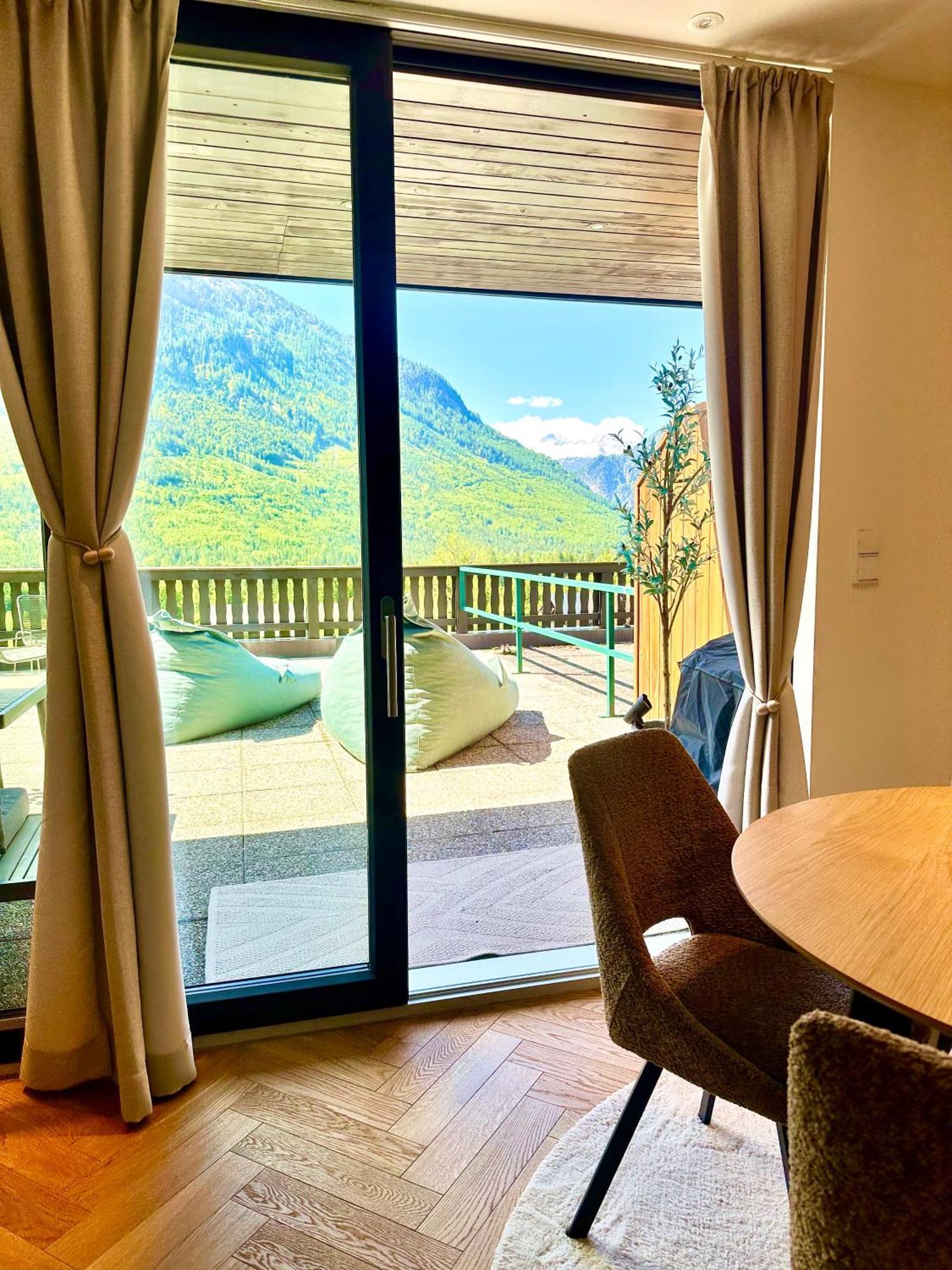 Das Alpenzeit Appartement Mit Just Private Terrasse (Adults Only) Bad Aussee Ngoại thất bức ảnh