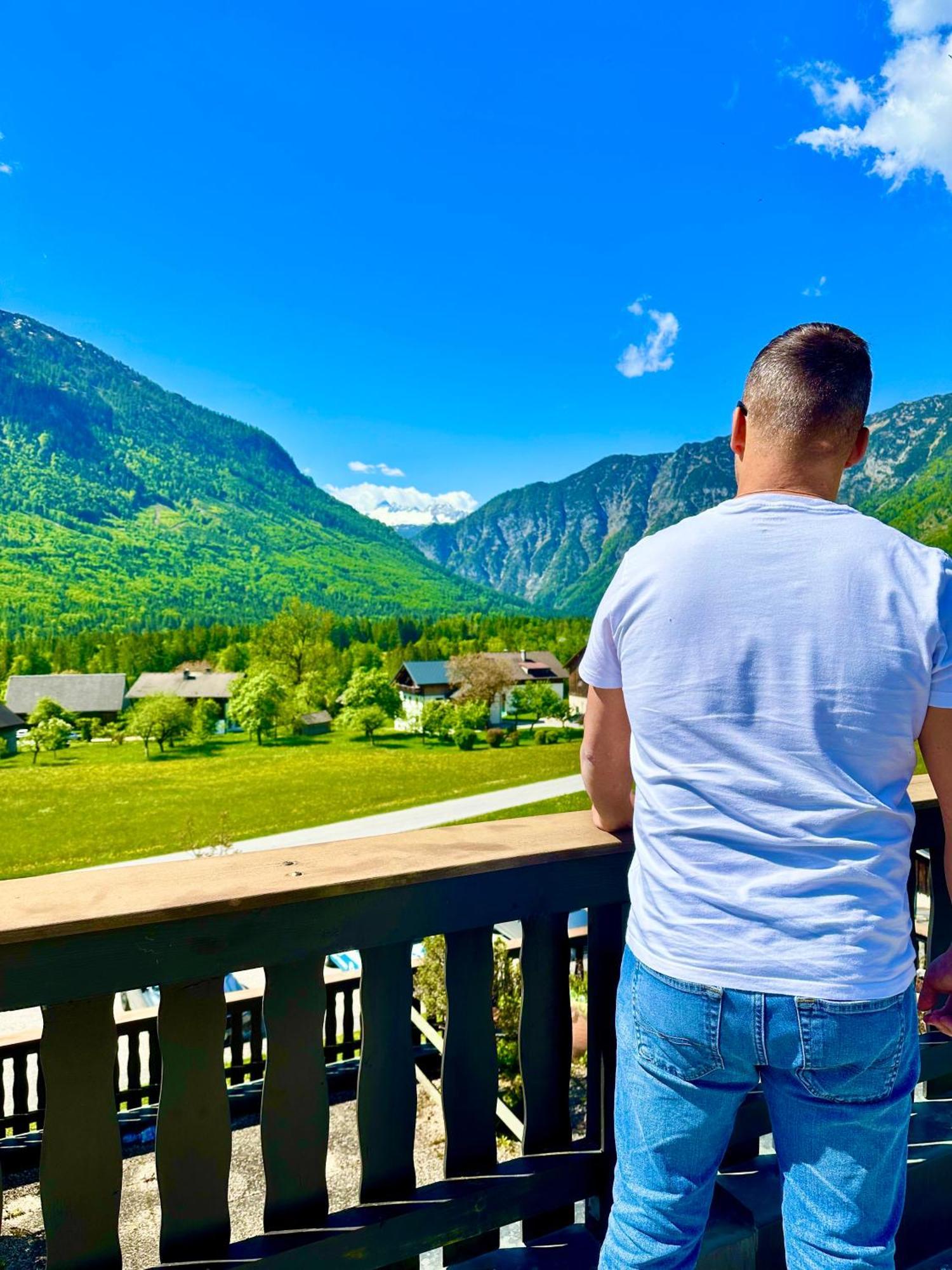Das Alpenzeit Appartement Mit Just Private Terrasse (Adults Only) Bad Aussee Ngoại thất bức ảnh